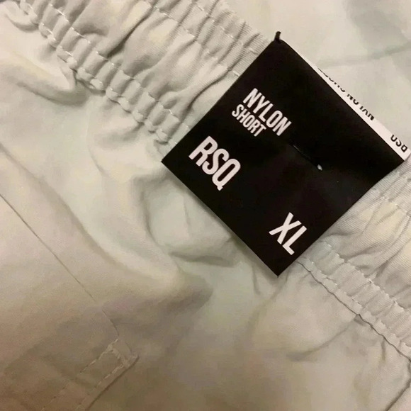 RSQ - Picture 4 of 5